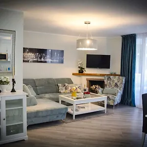 Luxury 2-bed With Big Terrace In With Outdoor Pools In Calahonda Apartment
